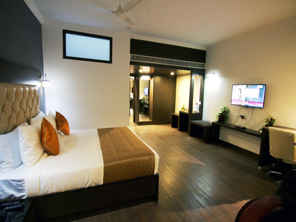 Premier room