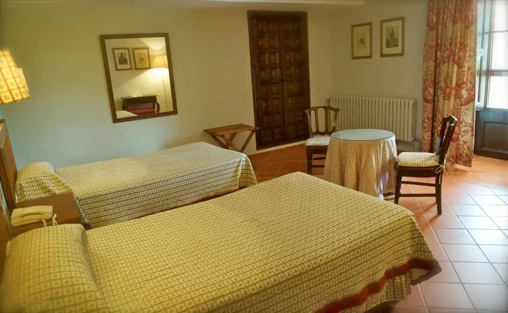 Economy room