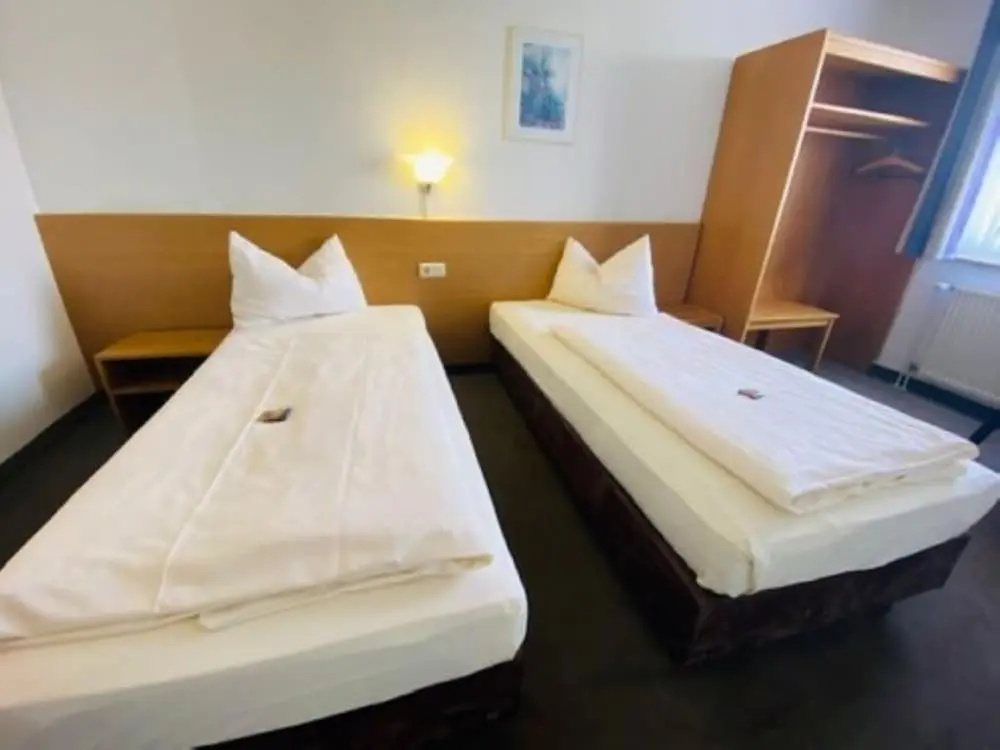 Standard Double room (twin beds)