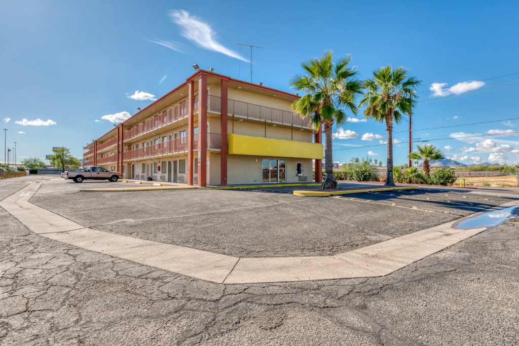 OYO Hotel Tucson Downtown