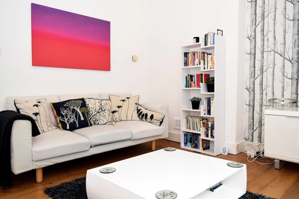 1 Bedroom Flat for 2 in Kentish Town Near Camden