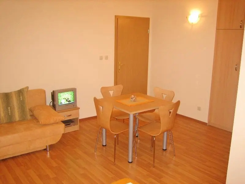 Standard Studio