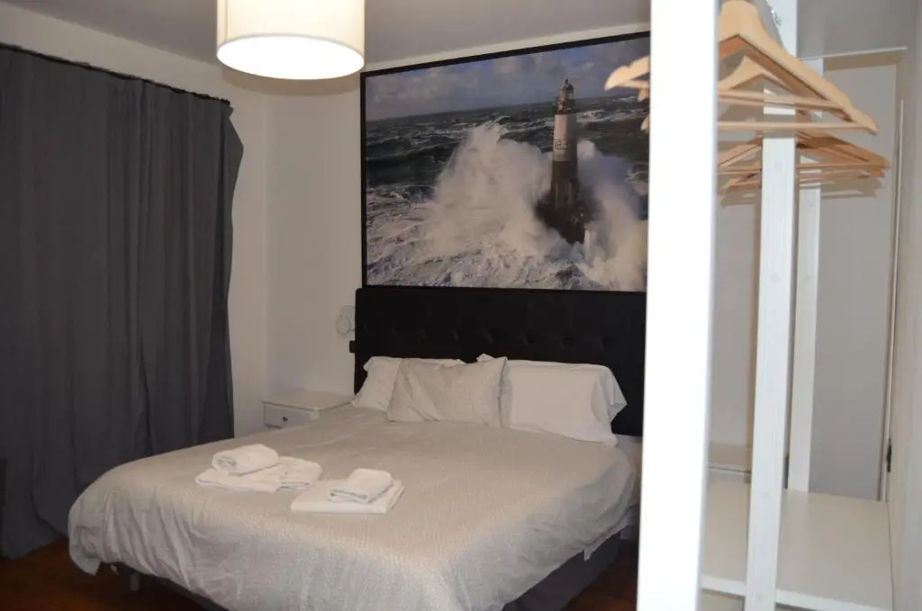 Deluxe Double room (full double bed)