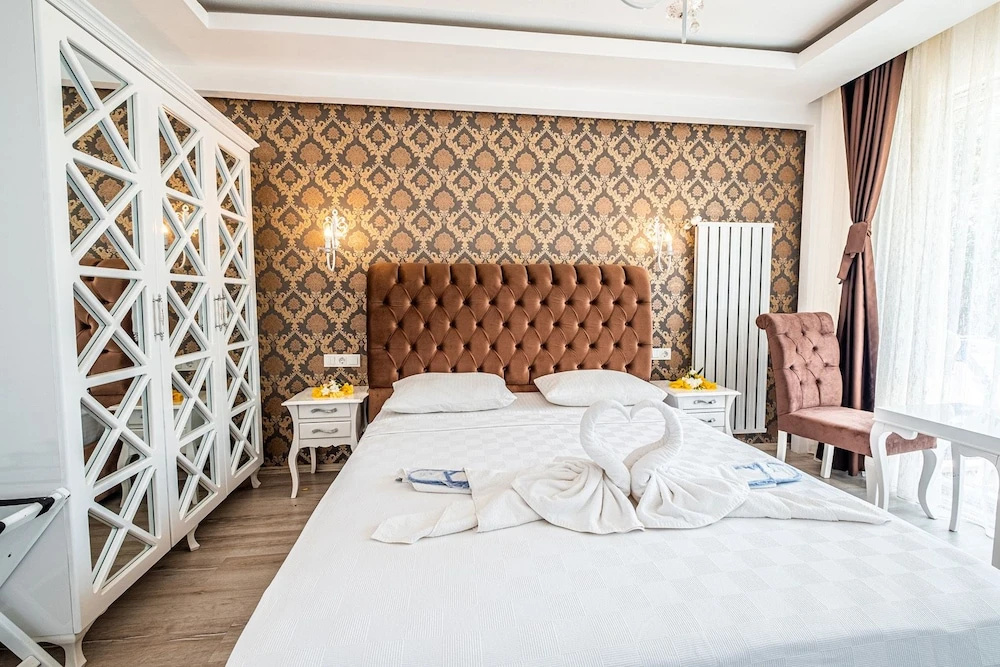 Deluxe Triple room with balcony