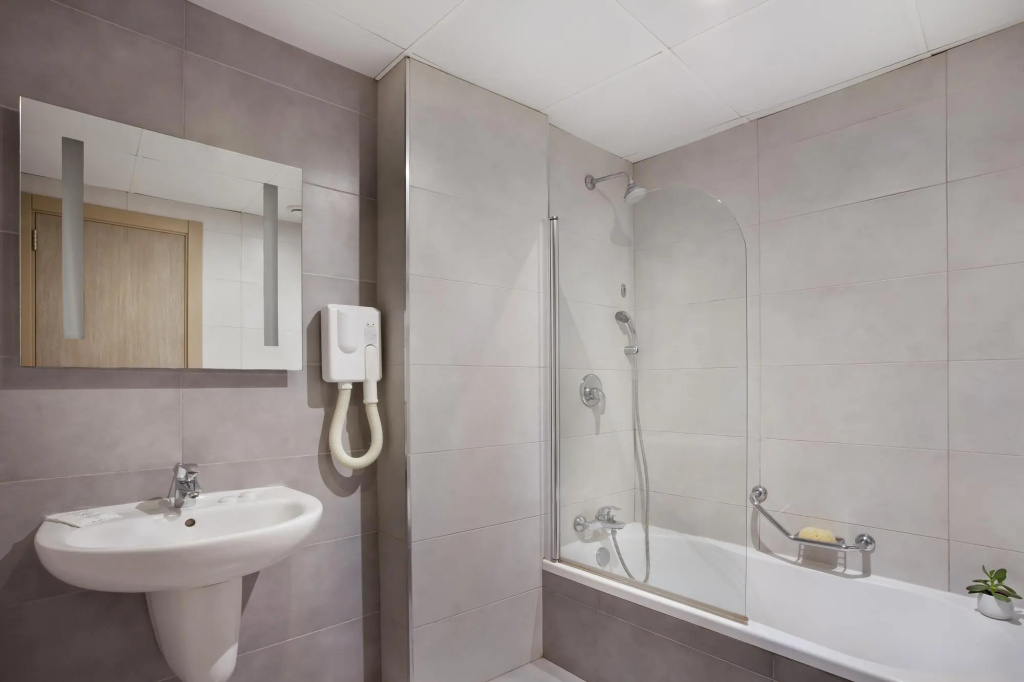 Standard Double room (twin beds)
