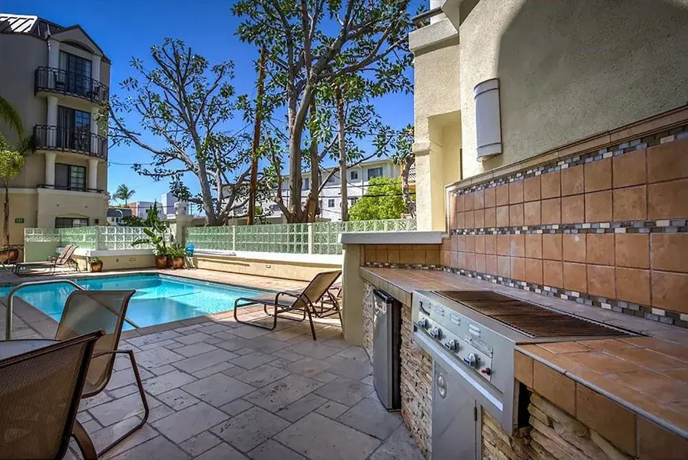 Beverly Hills Condos
