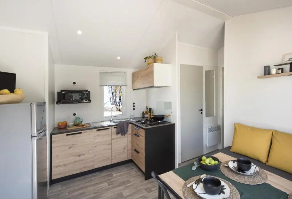 2 Bedrooms Chalet