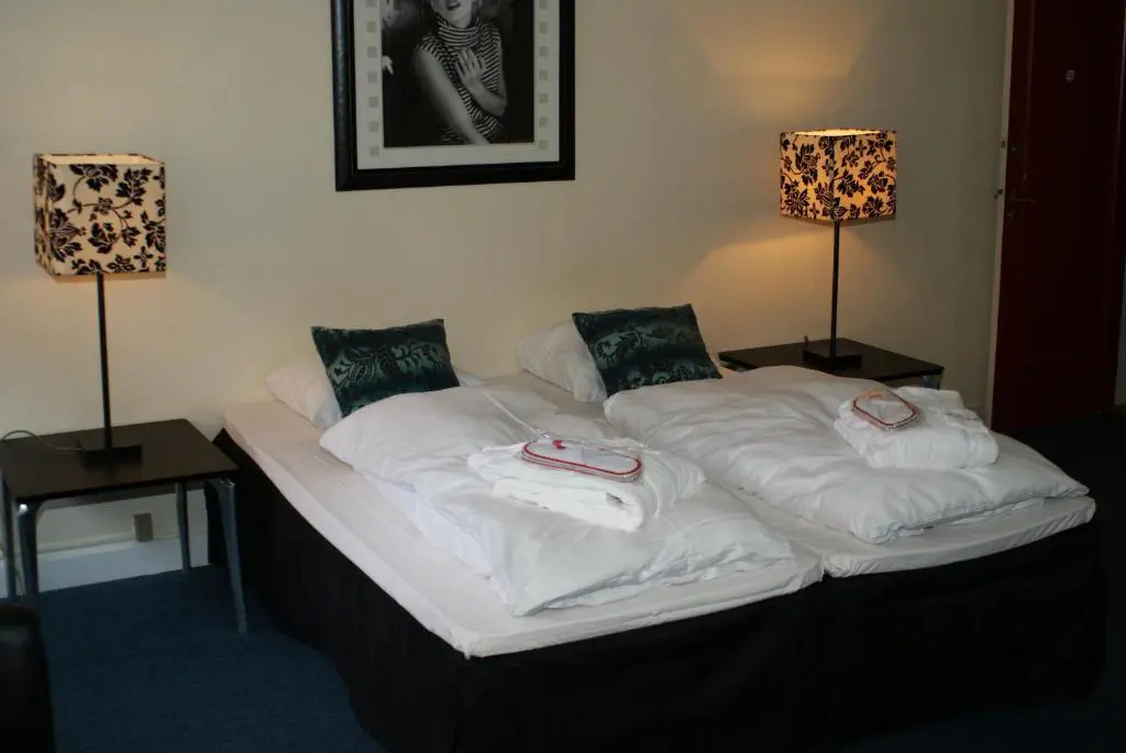 Standard Triple room