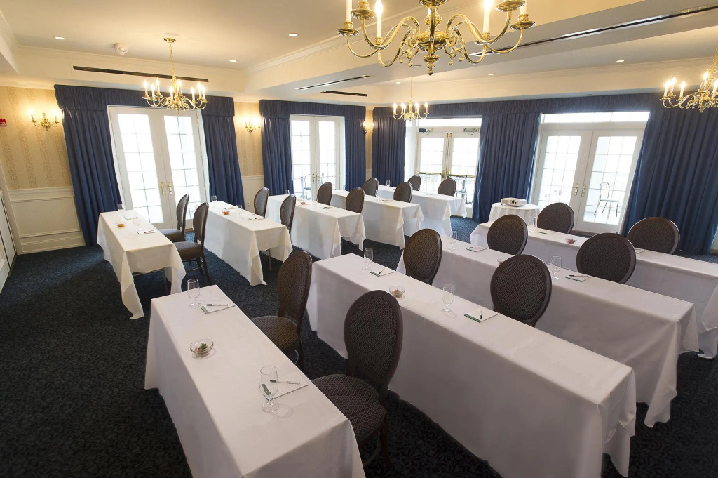 Madison Beach Hotel - Général