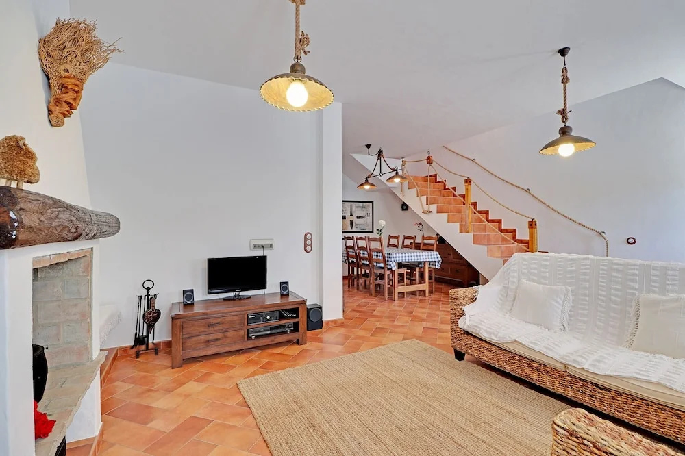 Sagres Typical House By Homing