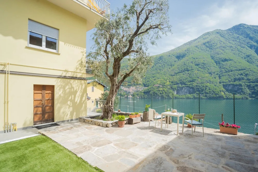 La Quiete in Laglio With 2 Bedrooms and 1 Bathrooms