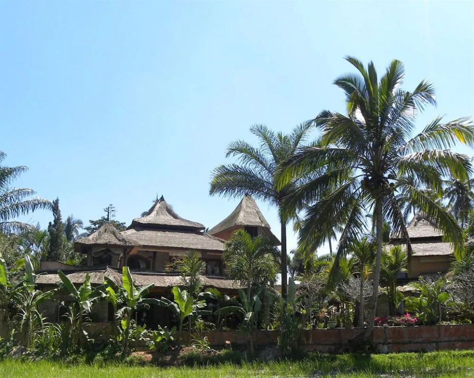 Saudara Home