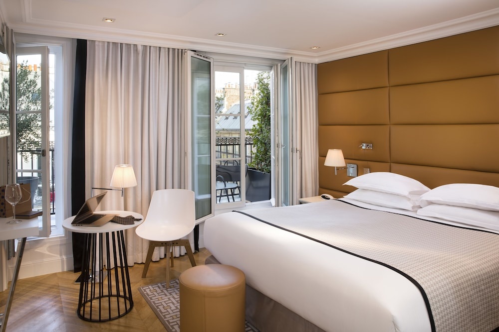 Hotel R de Paris 80