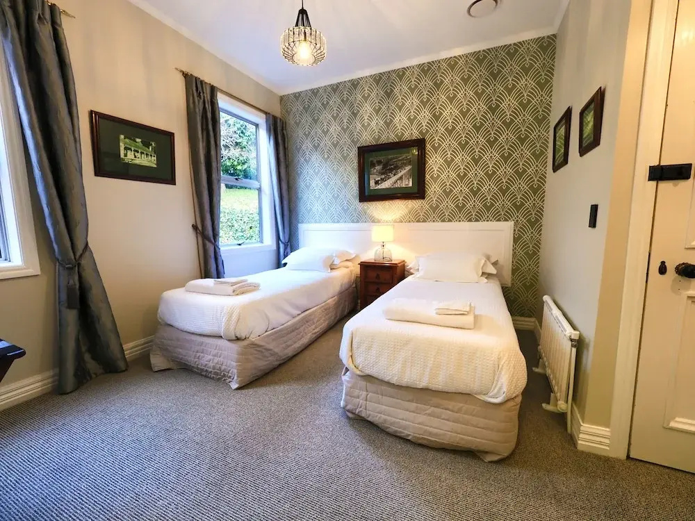 1 Bedroom Deluxe Double room with garden view (full double bed)