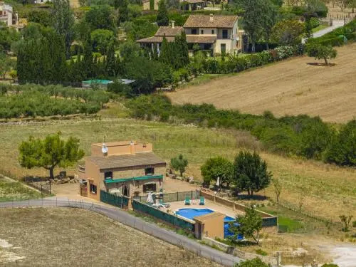 Villa Can Jaume Peso / Can Gosp