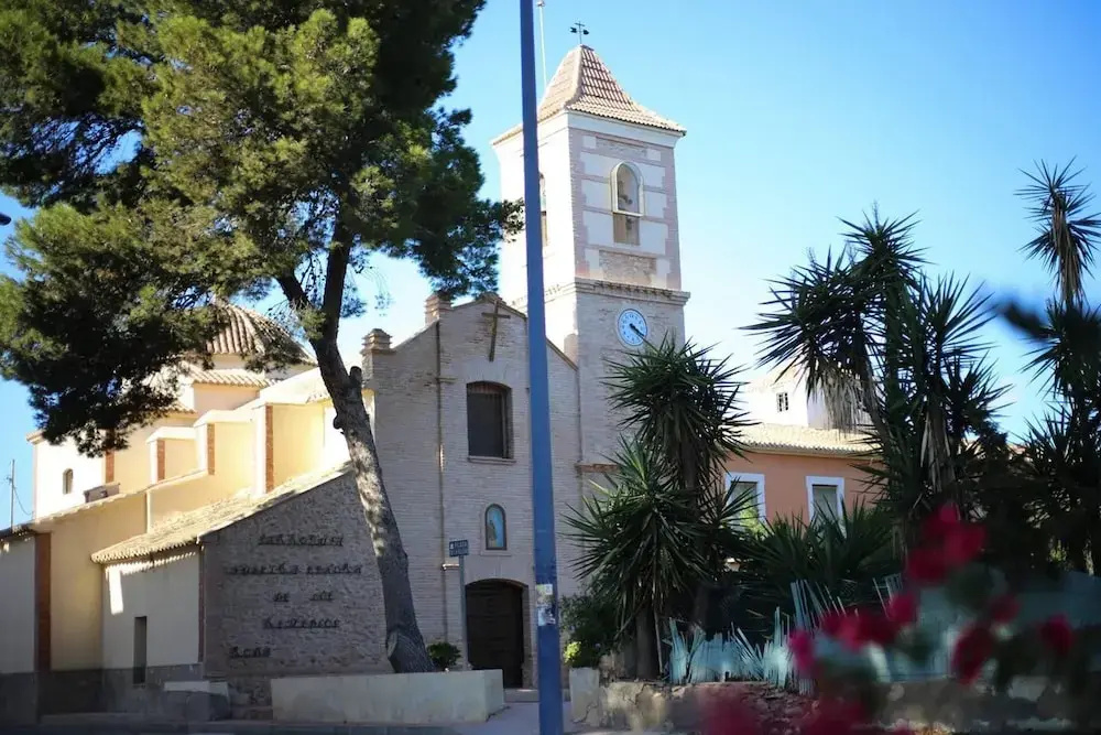 3 Bed Apartment Sleeps 6 With Shared Pool
