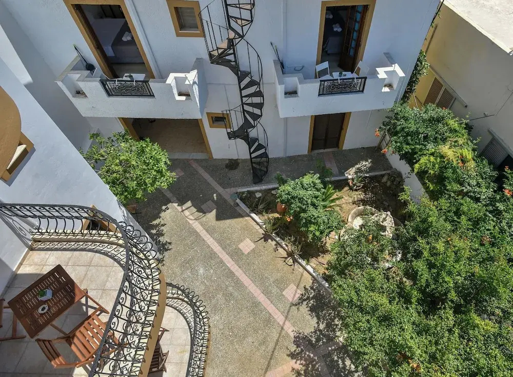 Studio Eva Studios & Apartments-5