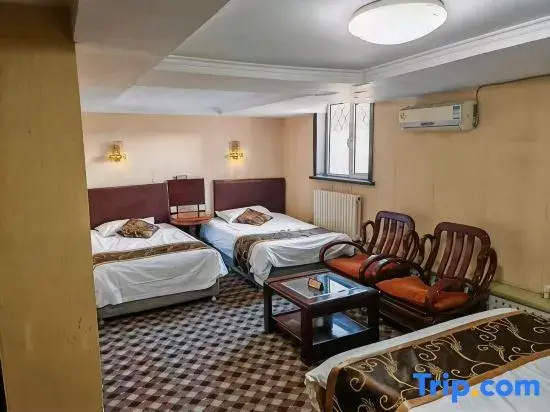 Business Quadruple room