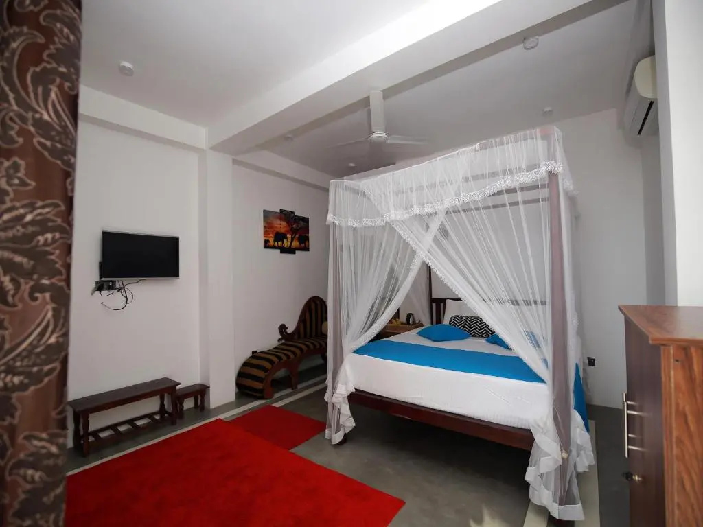 Superior Double room with sea view (full double bed)