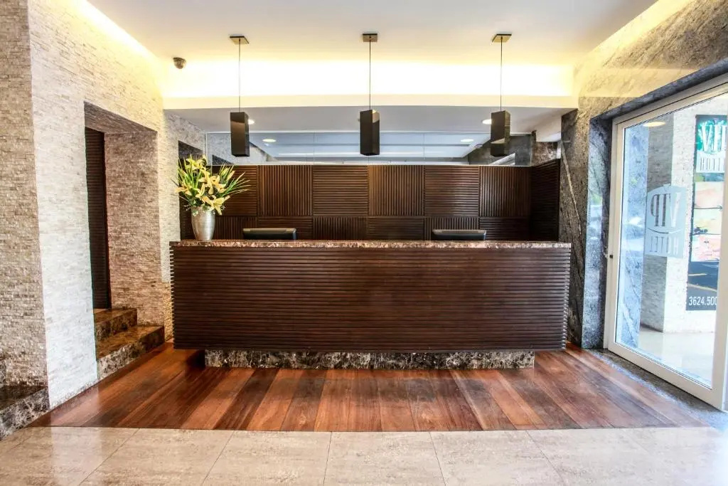 Lobby & Reception