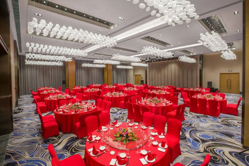 Cplaza Hotel - фото 12