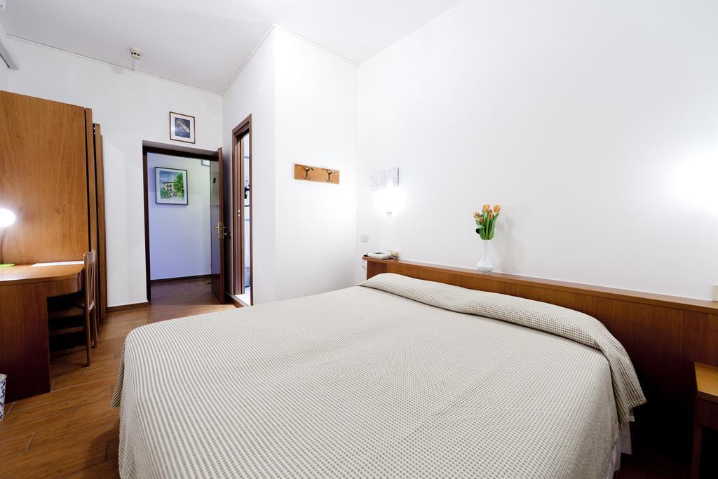 Hotel Quarcino by null