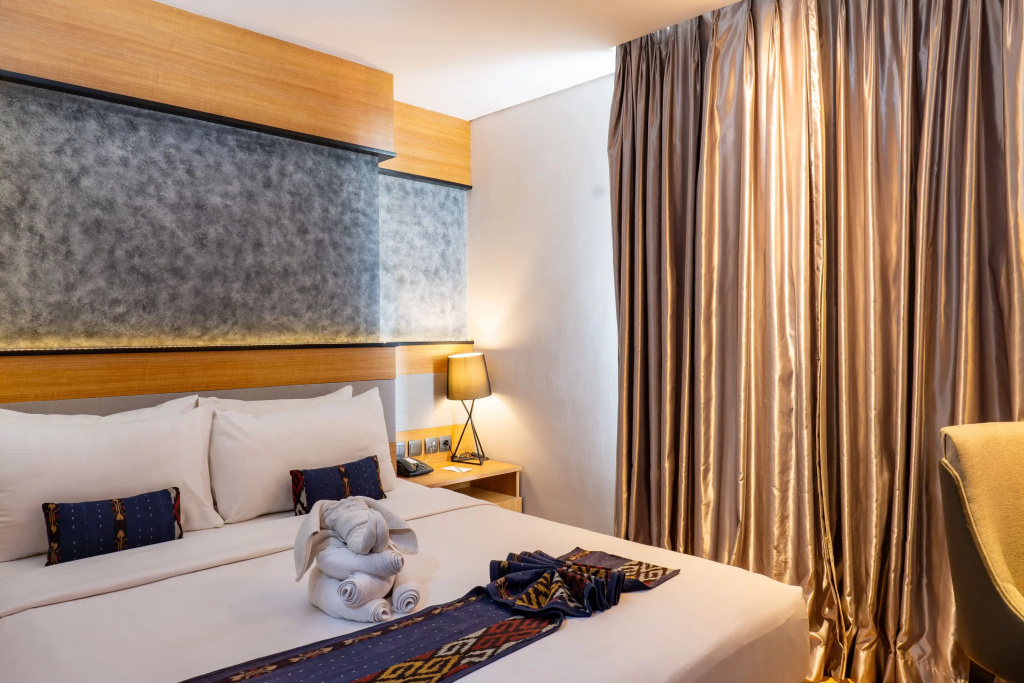 Deluxe Double room (full double bed)