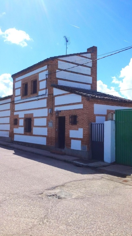 House With 2 Bedrooms in Bernuy, With Furnished Garden