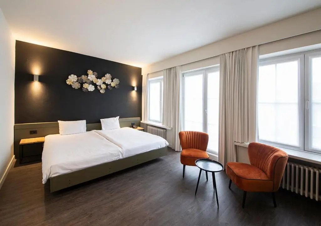 Standard Double room (full double bed)