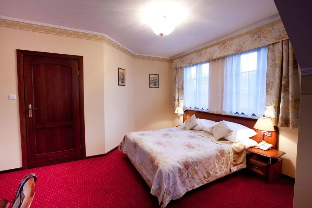 Hotel Dworek Tryumf Dąbrowscy Spółka Jawna - фото 3