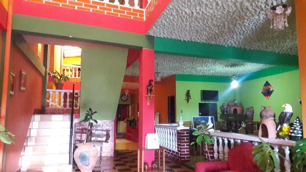 Hostal Olas Del Titicaca - Hostel