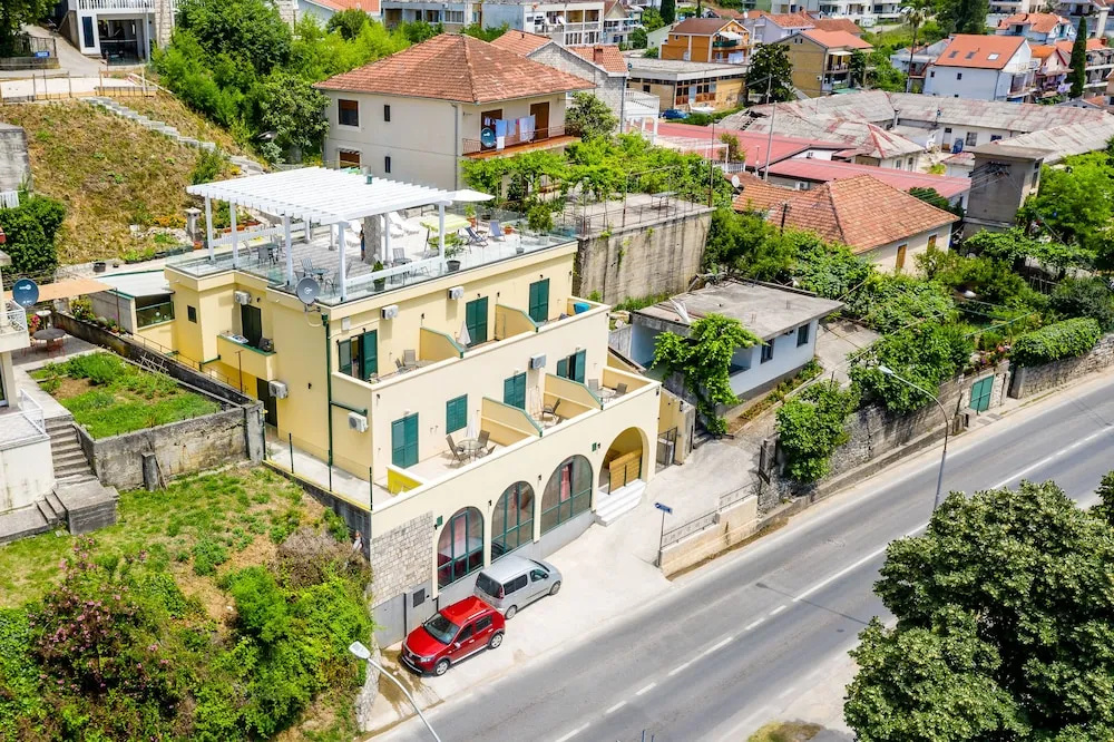 Apartmani Bozinovic