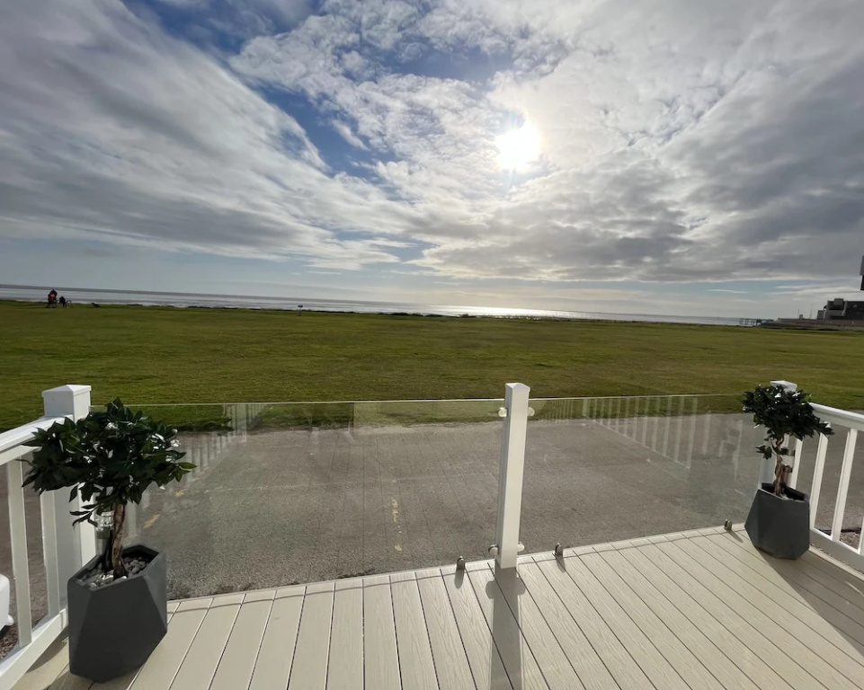 Charming 2-bed Cottage in Morecambe