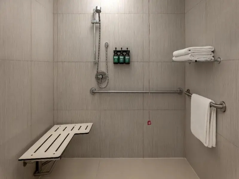 Hotel Crowne Plaza Abu Dhabi Yas Island by IHG - Chambres