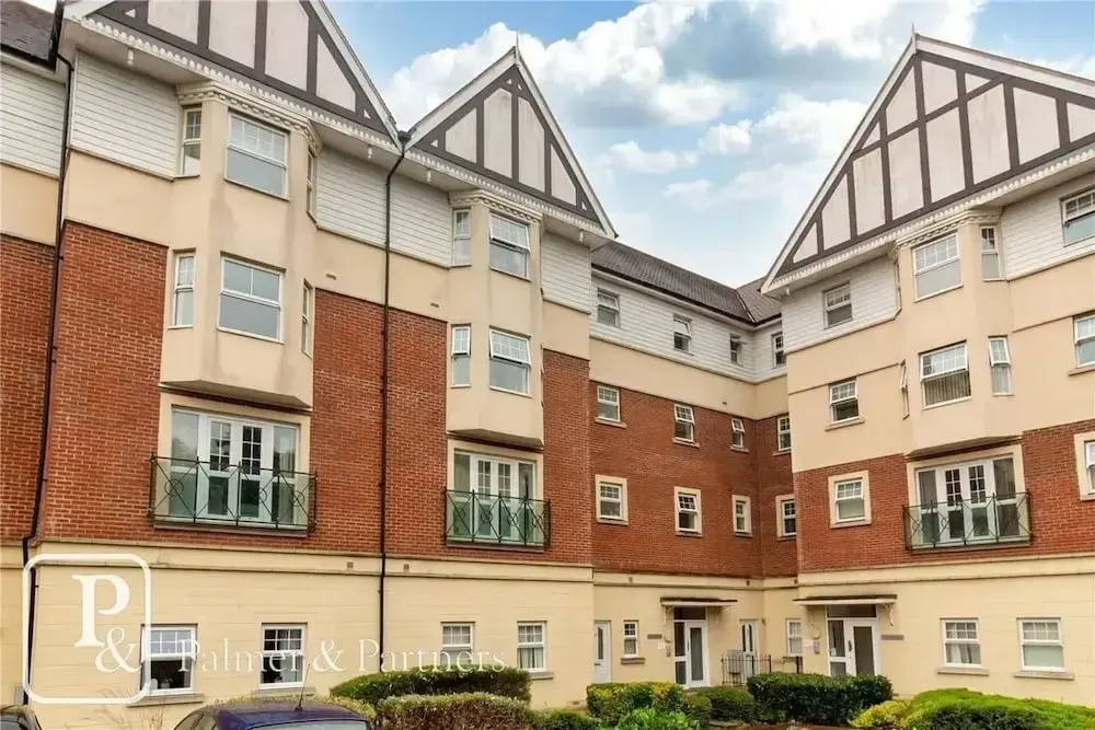 2 Bed-colchester Apartment-freep- Tv-wifi