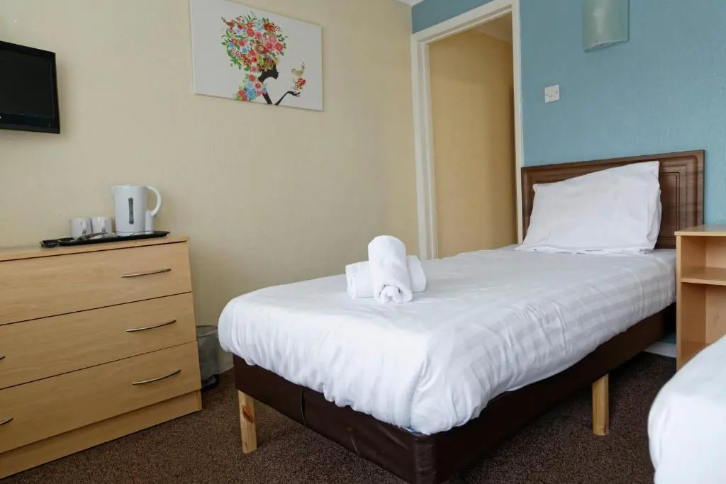 Sand Bay Holiday Village - Chambres