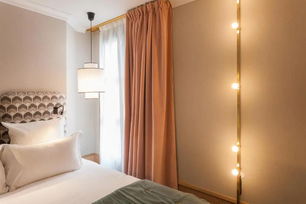 Handsome Hotel - Chambres