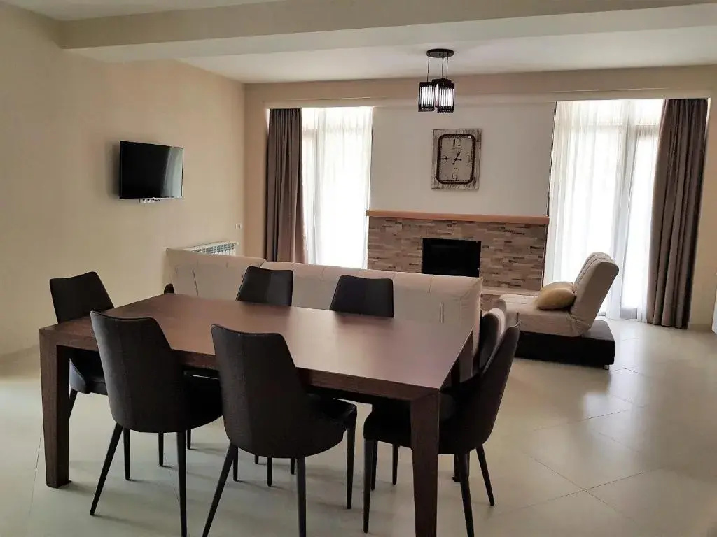 Deluxe Villa