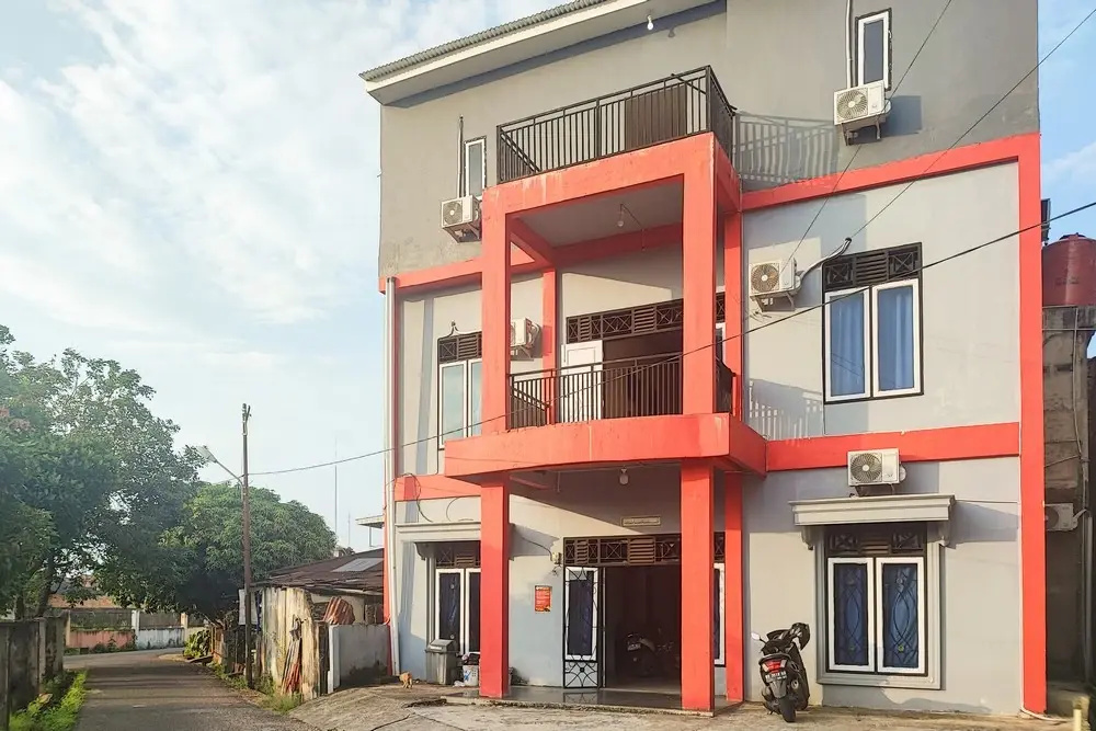 RedDoorz Syariah near Universitas Jambi Telanaipura