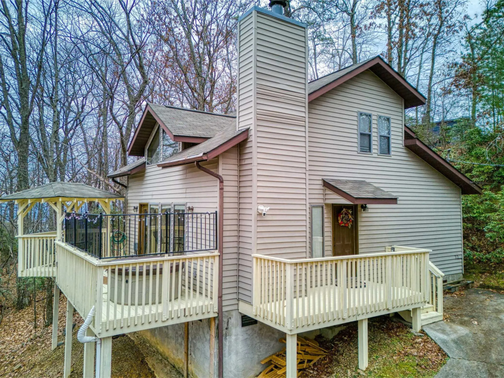 Mtn Chalet w Pool-hot Tub-gym-game Room-sauna