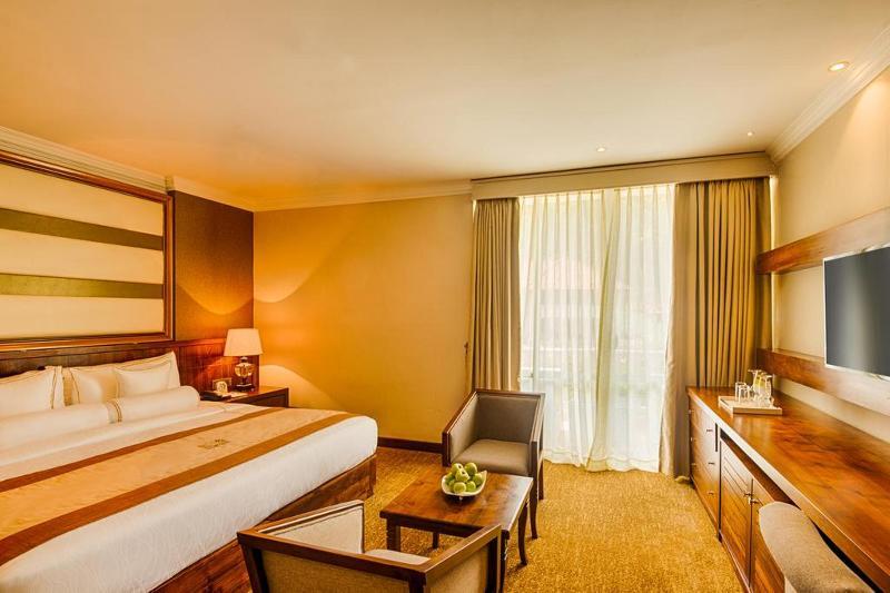 The Golden Crown Hotel