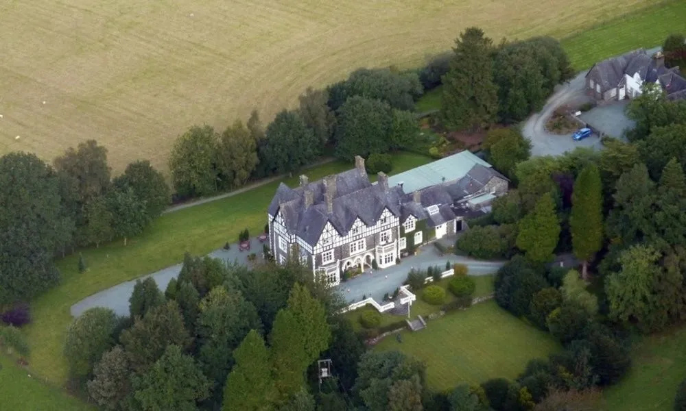 Dolserau Hall - Général
