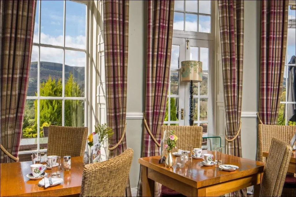 The Manor Hotel - Général