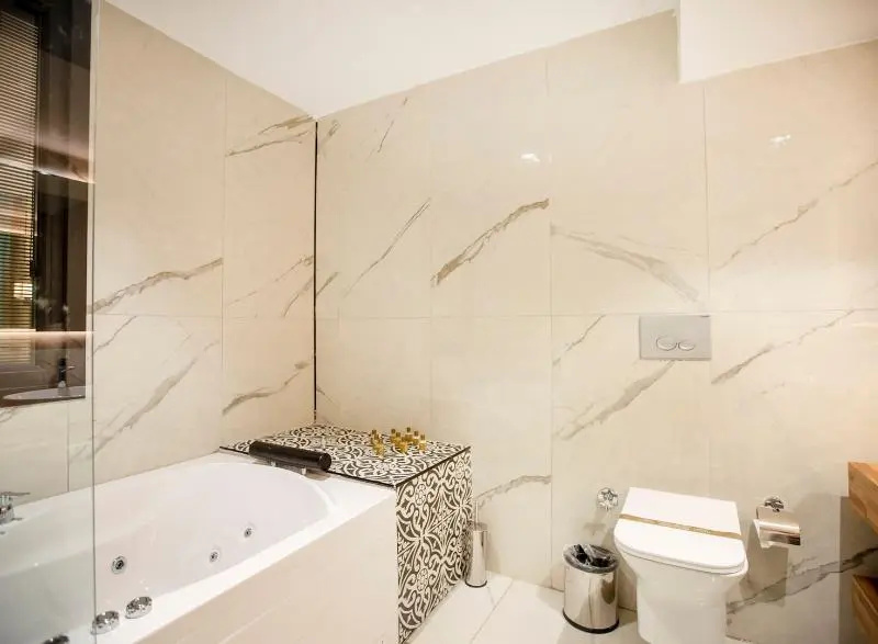 1 Bedroom Suite with balcony