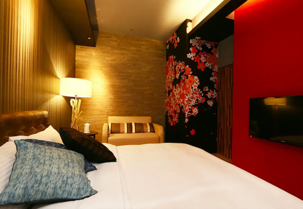 Standard Double room (full double bed)