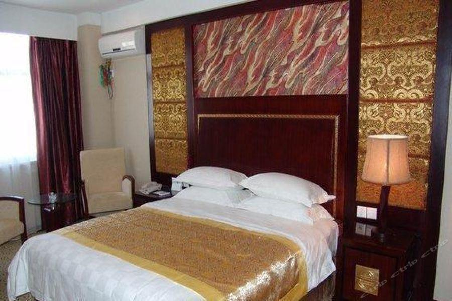 Fuxin Yuan Hotel