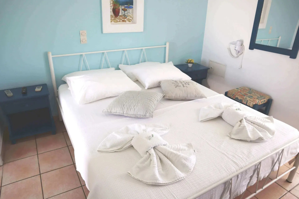 Grand room