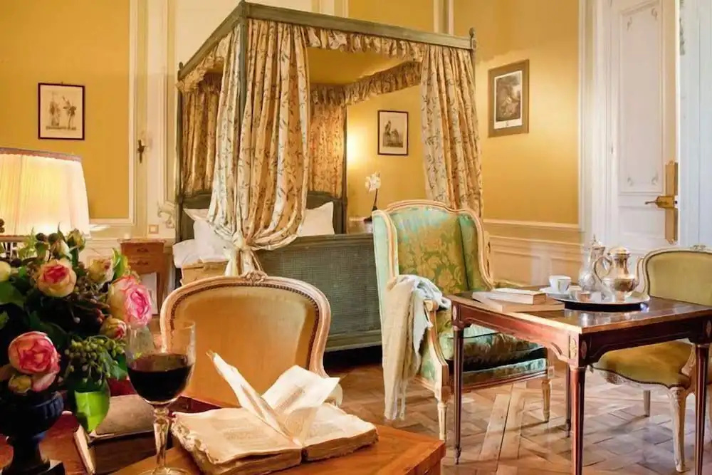 Afficher la photo 6 — Chateau Colbert