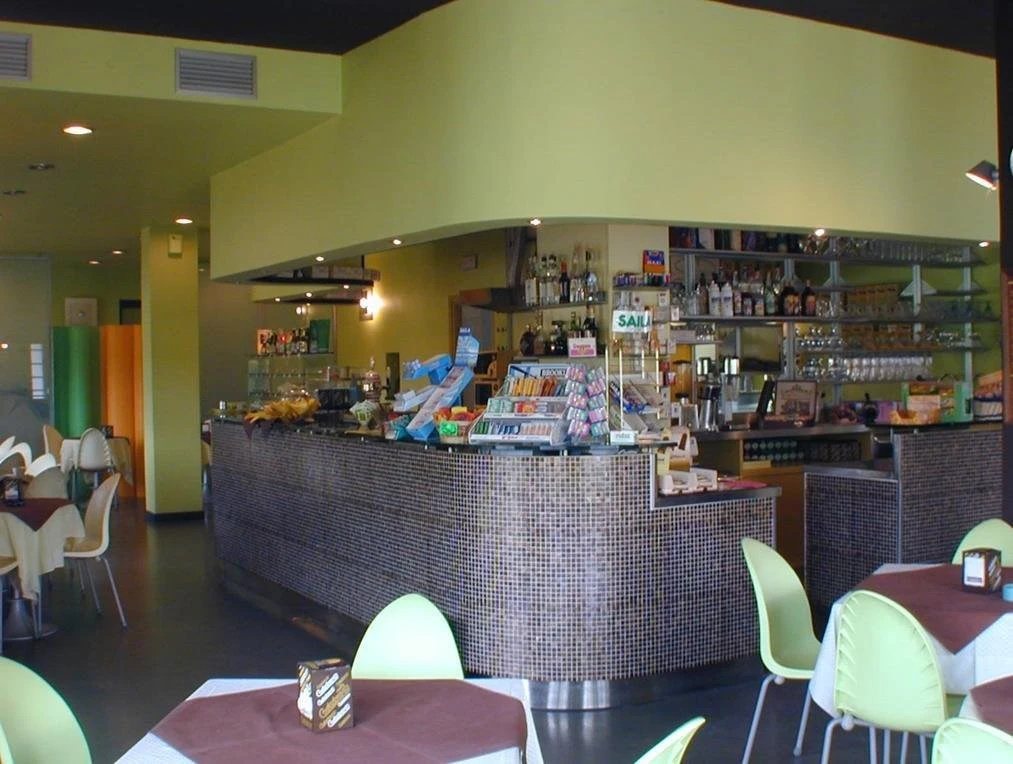 Food & Beverage