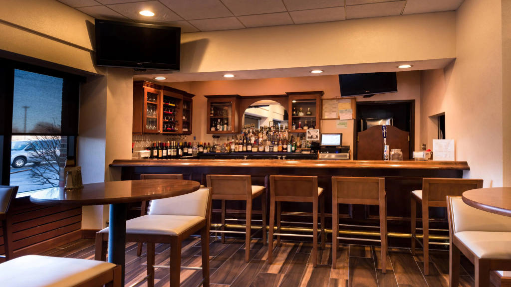 Holiday Inn Hotel & Suites Warren by IHG - фото 26
